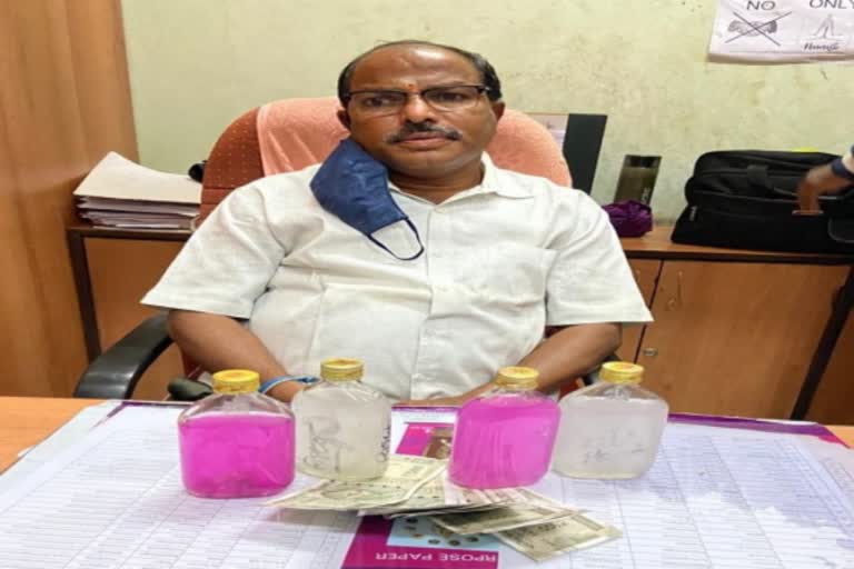 ACB officials arrested Rangareddy district land surveyor