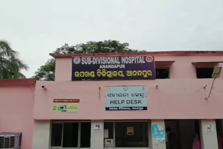 ଝିଅକୁ ବଞ୍ଚାଇବାକୁ ଯାଇ ବାପ ମୃତ