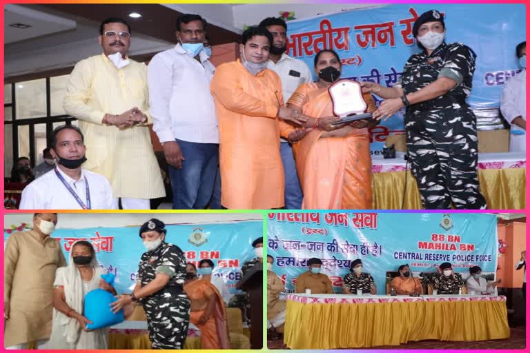 crpf women battalion distributed ration and awarded to corona warriors