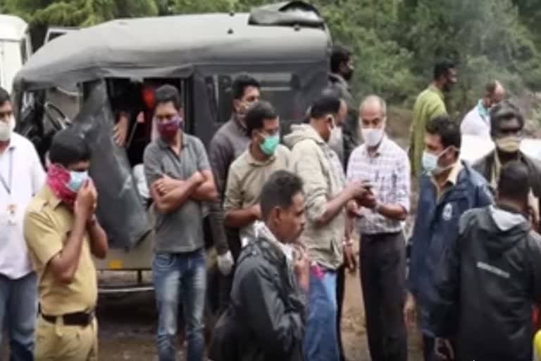 A special team was deployed  assess the damage to the pettimudi  പെട്ടിമുടി  സ്പെഷ്യൽ ടീമിനെ നിയോഗിച്ചു   Suggested Mapping : s