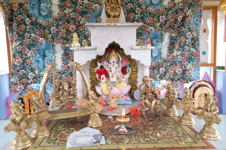 Ganesh devotee