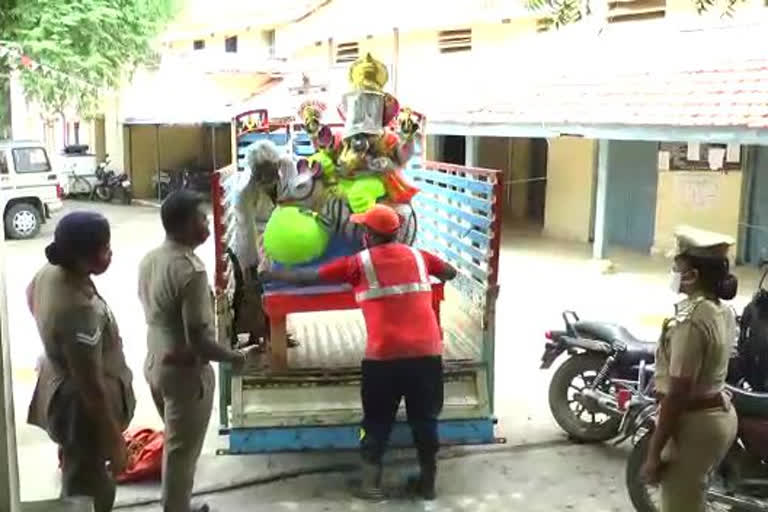 ganesh idol