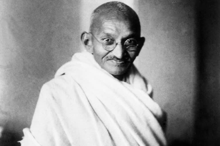 spectacles of Gandhi