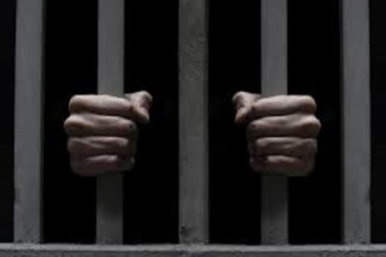 500 jail inmates quarantined in Mathura Etv bharat news