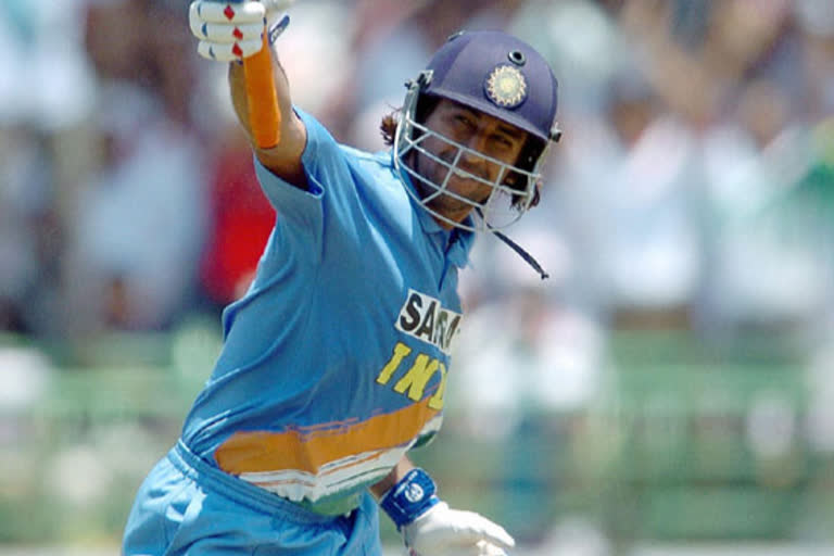 Dhoni's Six before Team Indias debut cost the date of Pakistan cricketer with an Indian Girl