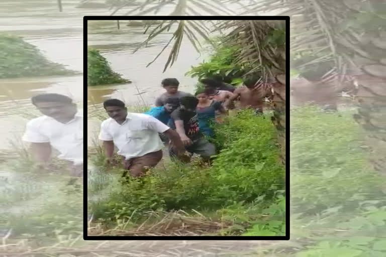 women committed suicide attempt in east godavari dst peddapuram