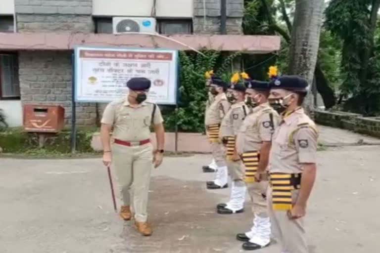 Police Captain Karthikeya Gokul Chandran took charge in Hamirpur