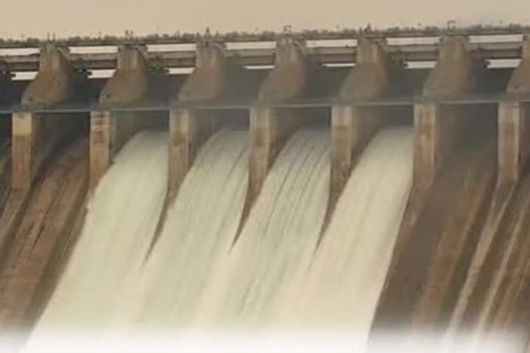 Srisailam Reservoir   water release