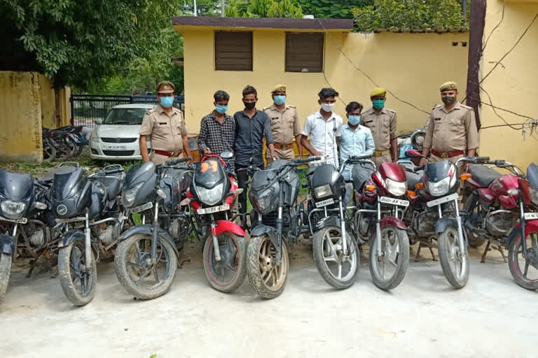 Greater Noida Sector-58 police arrested 4 vehicle thieves