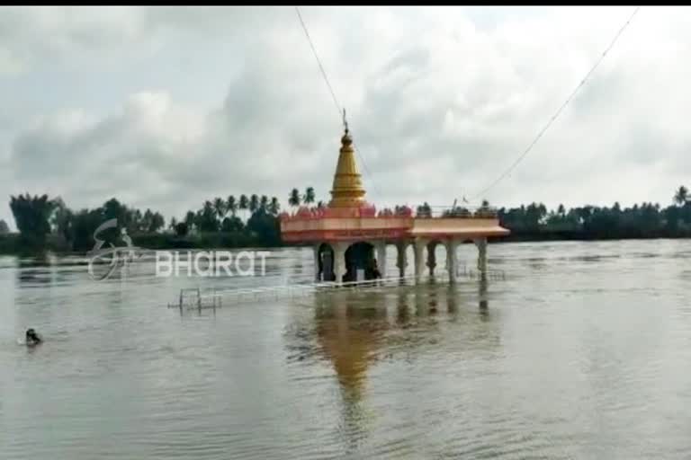 people-on-the-banks-of-river-krishna-got-relief-from-flood