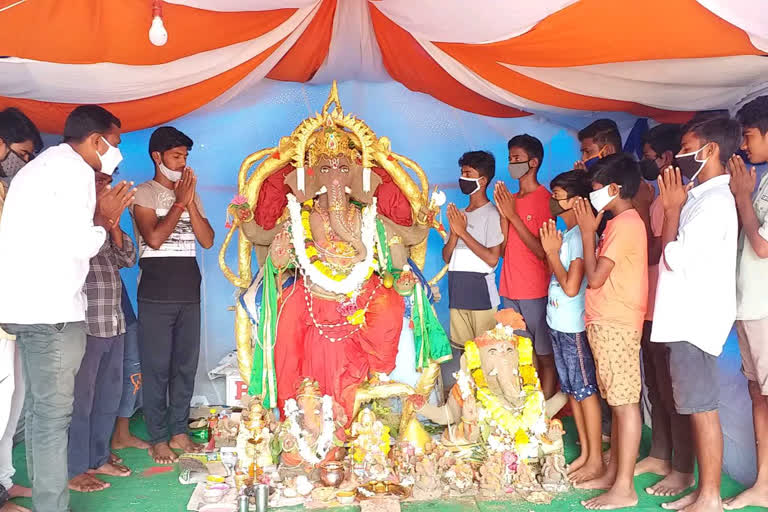 clay ganesh idol at nizamabad district