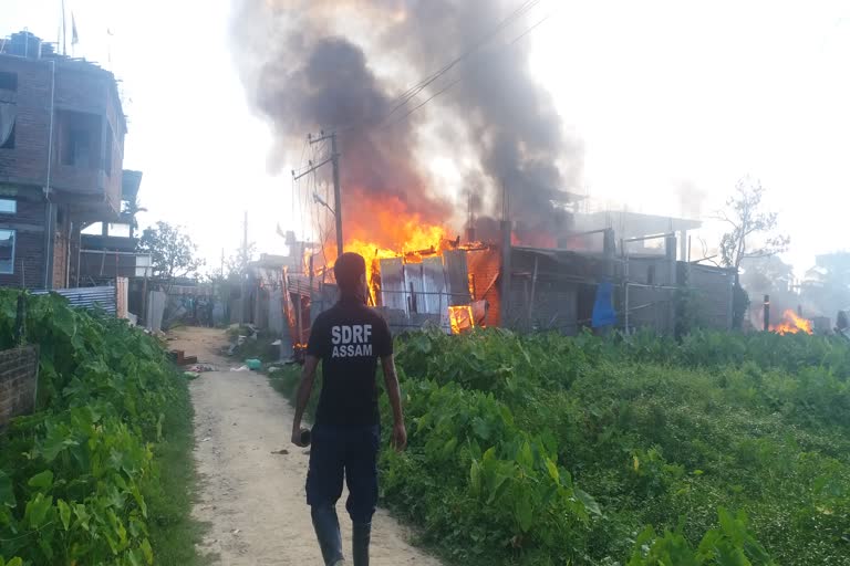 Massive fire at golaghat assam etv bharat news