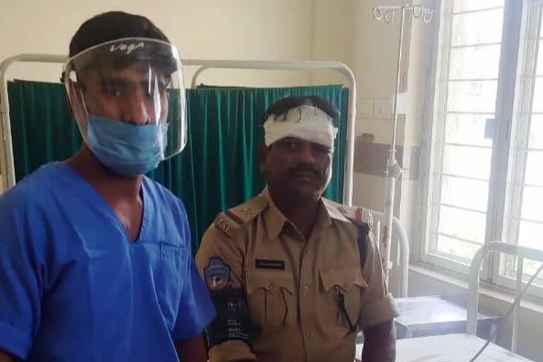 Tribal attack on forest officials in medak district