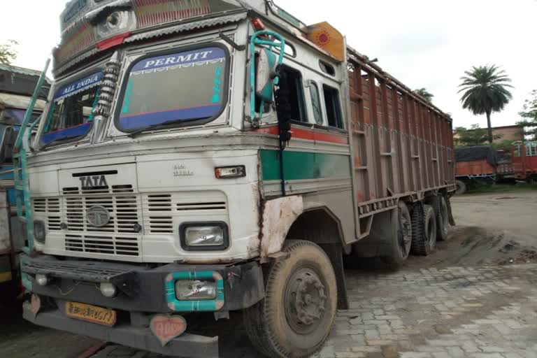 truck caught in hazaribagh