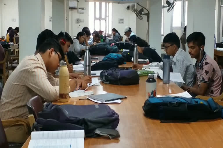 JEE-MAIN NEET exam, जेईई मेन नीट परीक्षा