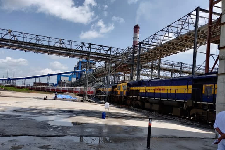 SCR transports first fly-ash rake from Singareni Thermal Power Plant to ACC plant