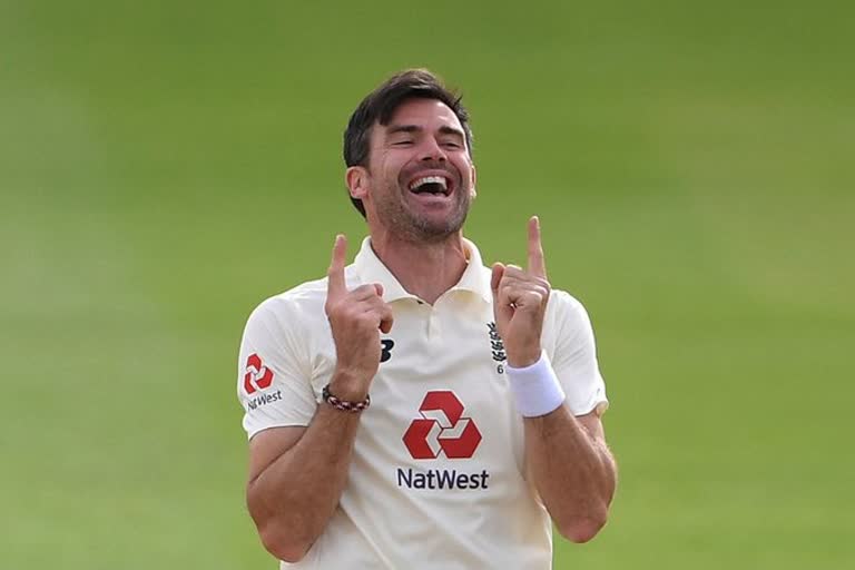 James Anderson  James Anderson Becomes First Fast Bowler To Take 600 Test Wickets  600 വിക്കറ്റ് നേട്ടവുമായി ജെയിംസ് ആന്‍ഡേഴ്‌സണ്‍  ജെയിംസ് ആന്‍ഡേഴ്‌സണ്‍