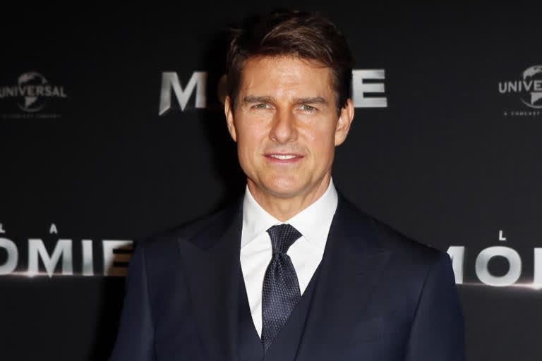 Masked Tom Cruise hits theater in London to see Tenet