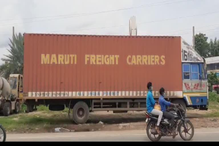 MOBILE PHONES LORRY