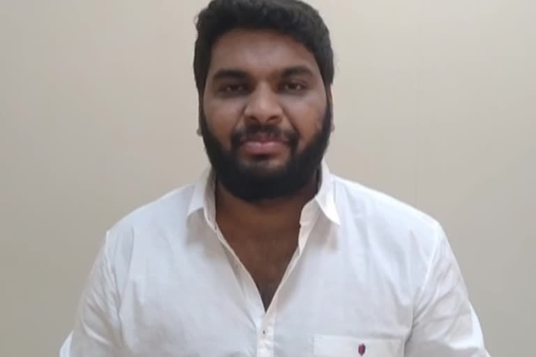 tnsf  President pranav fire on state government decision to opening schools