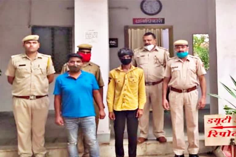 फायरिंग की खबर  फायरिंग मामले में खुलासा  बांसवाड़ा कोतवाली पुलिस  थाना प्रभारी भैया लाल आंजना  जमीनी विवाद में फायरिंग  banswara news  etv bharat news  firing news  firing in ground dispute  disclosed in firing case  station in-charge bhaiya lal anjana  banswara kotwali police  crime news