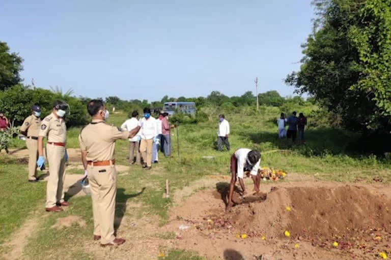 om prathap dead boady reporting process in closed in chittoor dst