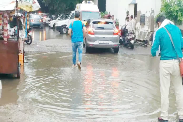 Waterlogging in Gautam Budh Nagar Chief Medical Officer office