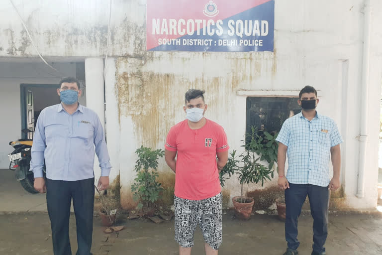 Narcotics squad team arrested an accused with 29 grams of smack in South Delhi