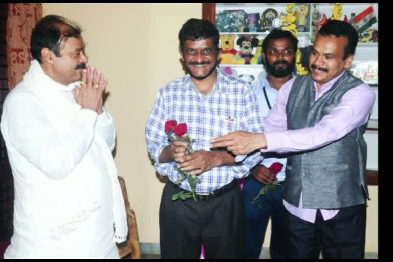 Shraddhanjali offering to Charls V Frank by minister Dr. K. C Narayanagowda