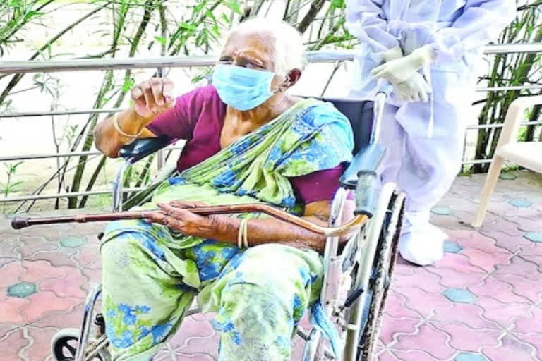 Old Women Won On Corona In Khammam