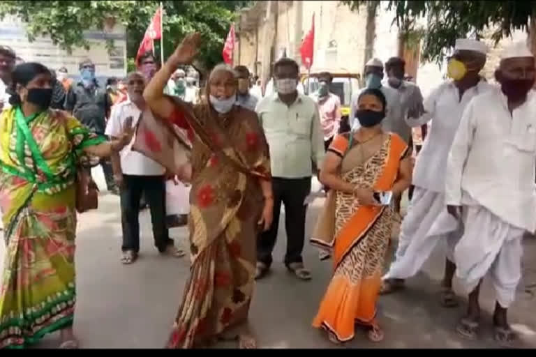 protest by Communist Party workers