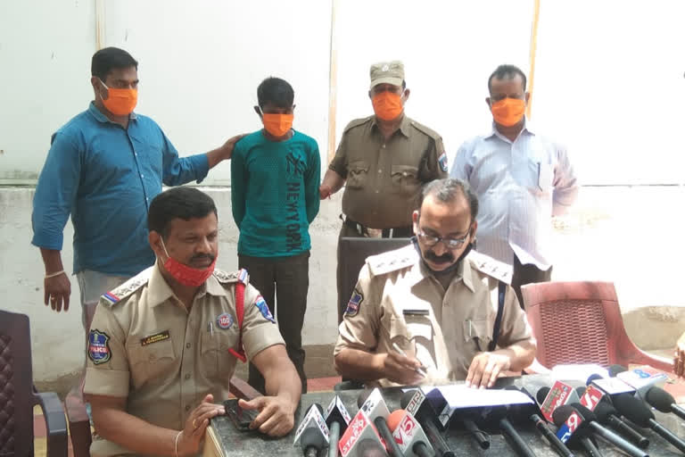 murder case reveled by hyderabad police