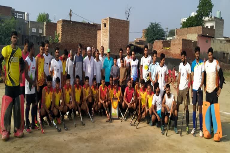 hockey competition organized on the birthday of major dhyanchand in bhiwani