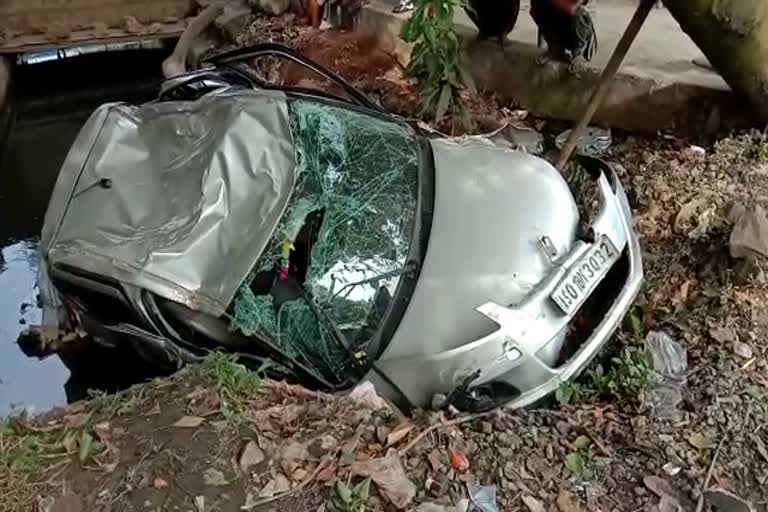 Car fell off from Guwahati Club fly over