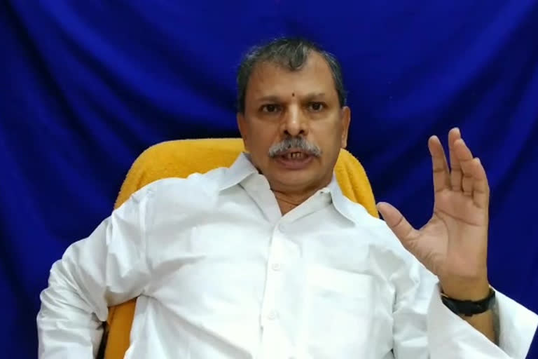 tulasi reddy talks about state deficit from kadapa district