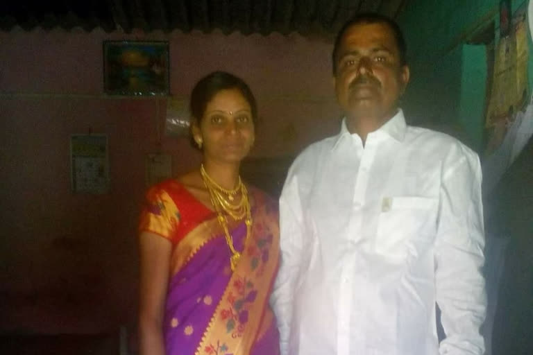 Husband and wife died in accident at nashik