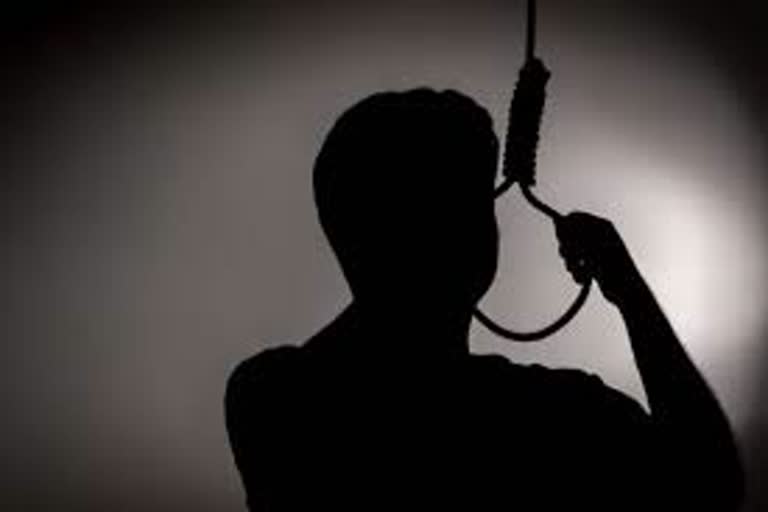 one-person-commits-suicide-in-suman-puri-colony-of-dehradun