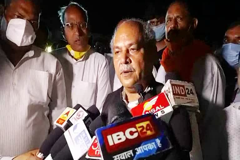 Union Minister Narendra Singh Tomar