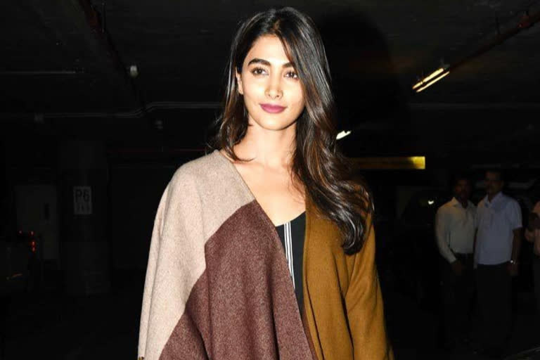 Actress Pooja Hegde received a compliment from the star heroine