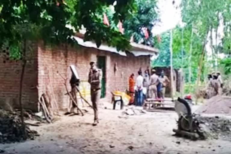 Triple murder in Uttar Pradesh