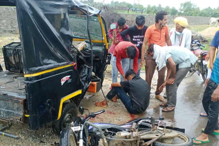 raniwara news, road accident, Bike rider injured