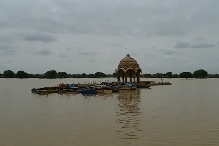 जैसलमेर में बारिश, Rain in Jaisalmer, Historical Gadisar lake