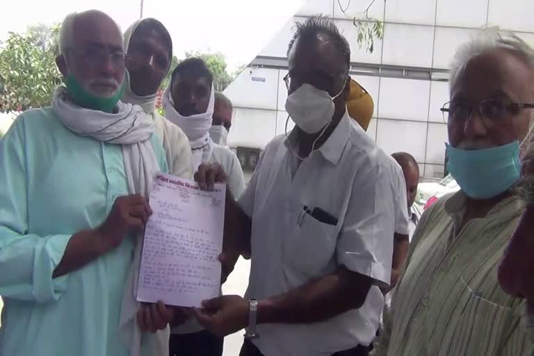 farmers protest for electricity connection  for Tube Well in rohtak