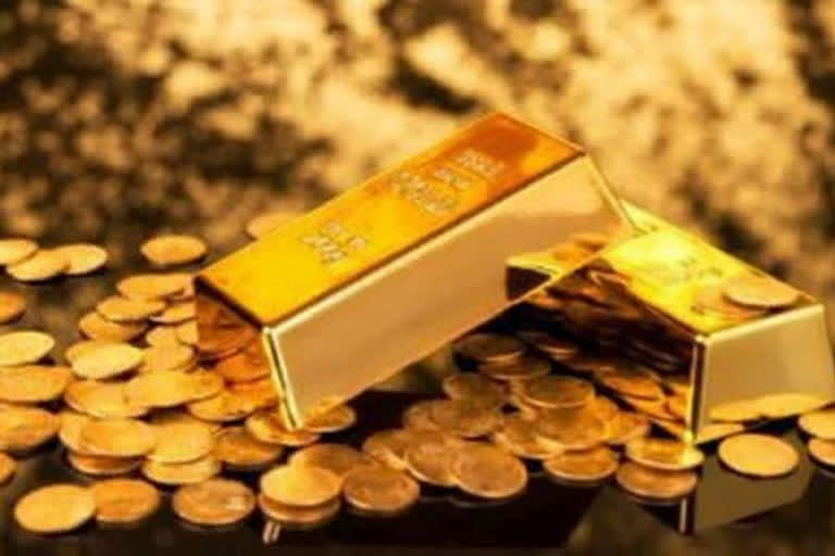 gold worth rs 4.7 million recovered at kerala kannur airport, one arrested