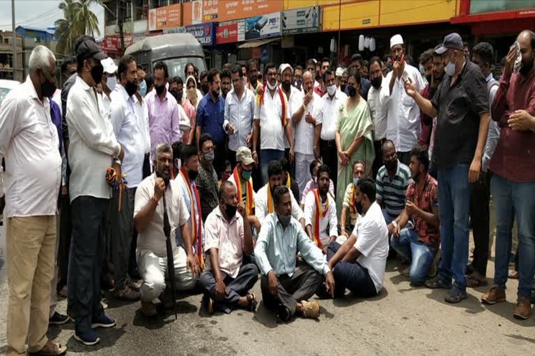 protest in sakleshpur