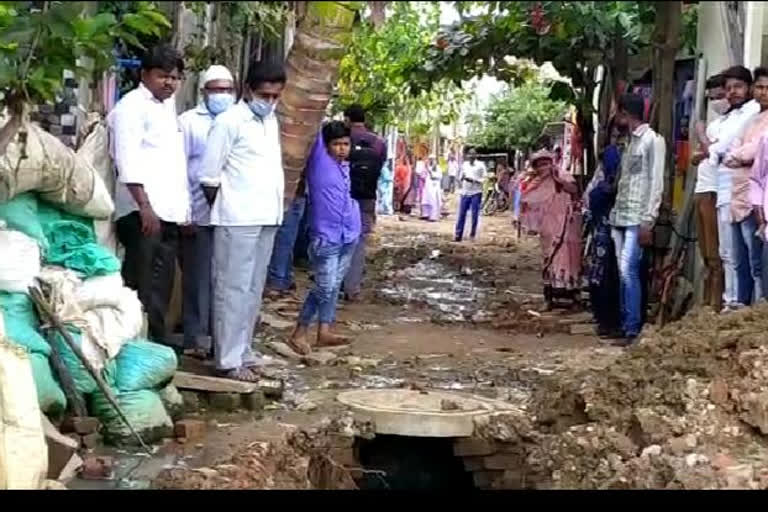 ಅವ್ಯವಸ್ಥೆಯಿಂದ ಕೂಡಿದ ಒಳಚರಂಡಿ