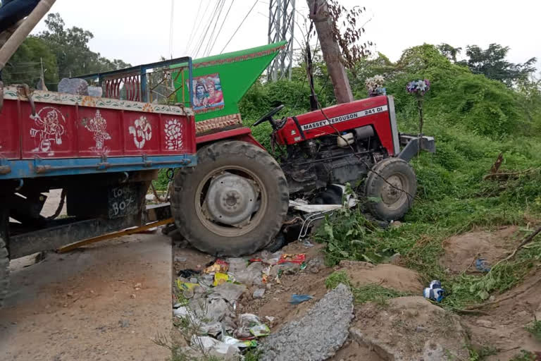 man died, man died in road accident, man died in road accident in Raichur, Raichur road accident, Raichur road accident news, ವ್ಯಕ್ತಿ ಸಾವು, ಅಪಘಾದಲ್ಲಿ ವ್ಯಕ್ತಿ ಸಾವು, ರಾಯಚೂರಿನಲ್ಲಿ ಅಪಘಾತದಲ್ಲಿ ವ್ಯಕ್ತಿ ಸಾವು, ರಾಯಚೂರು ರಸ್ತೆ ಅಪಘಾತ, ರಾಯಚೂರು ರಸ್ತೆ ಅಪಘಾತ ಸುದ್ದಿ,