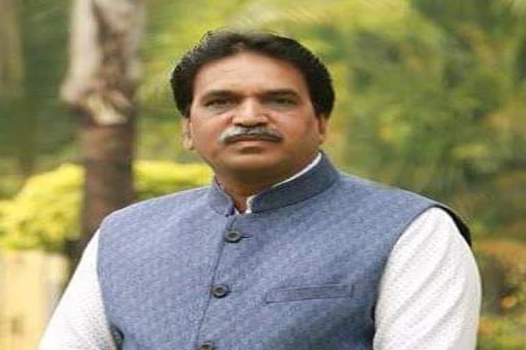 Former Cabinet Minister Rajesh Munat