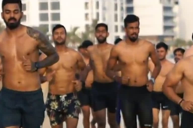 Kings XI Punjab Players Enjoy Downtime Amid IPL 2020 Training On A Private Beach