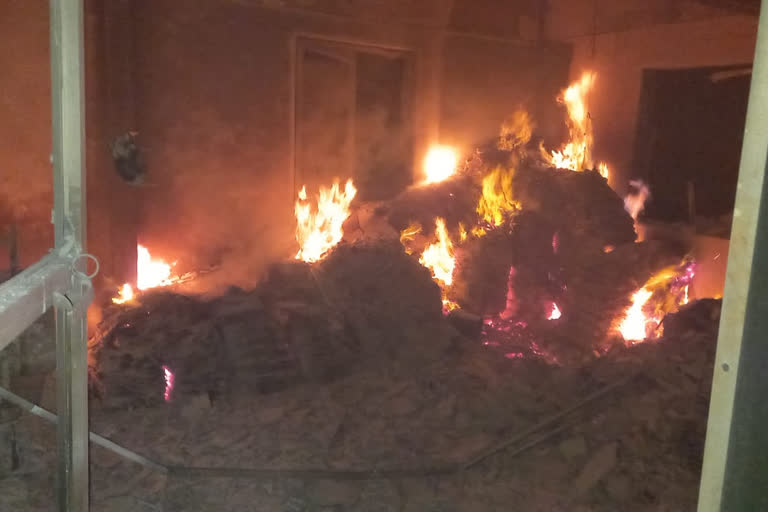 fire at Hooghly in night